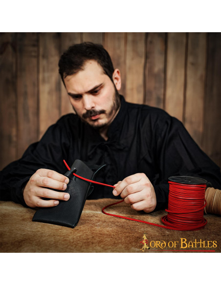 Rood lederen spoel (50 mts.)