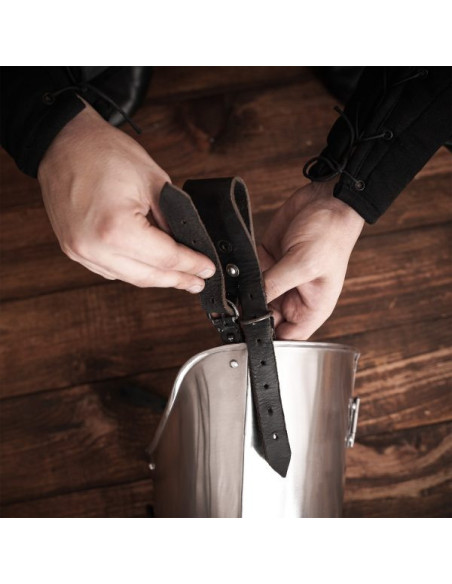 Klassisk middelalderrustning til ben