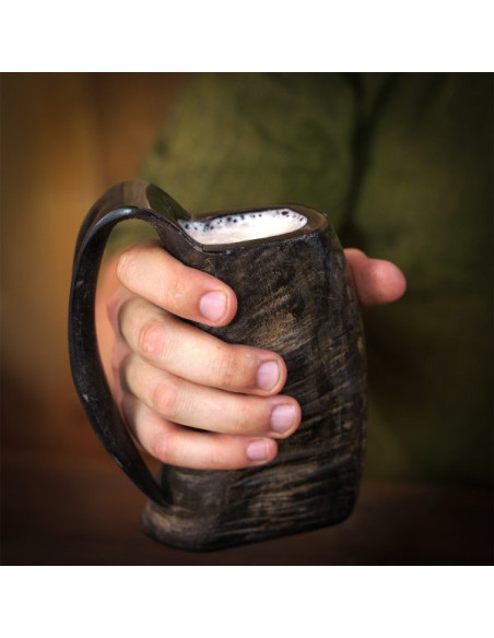 Middeleeuwse bierpul met authentieke...