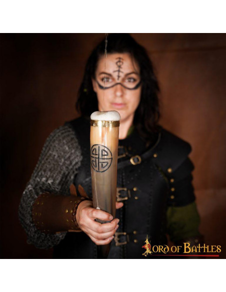 Keltische knoop drinkhoorn