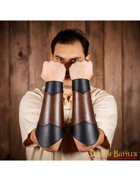 Brazaletes medieval de cuero genuino... Brazaletes medieval de cuero genuino...