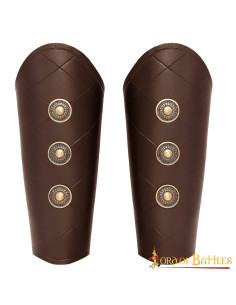 Brazaletes medieval marrones con chapones