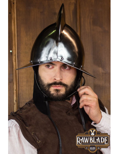 Casco morrión Castellón de conquistador español, siglos XV-XVI