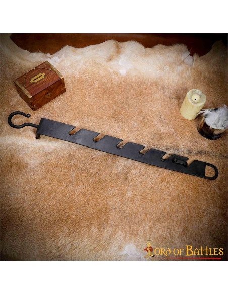 Haak om de hoogte van ketels op het...