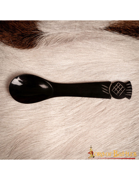 Sæt 4 middelalderskeer i oksehorn