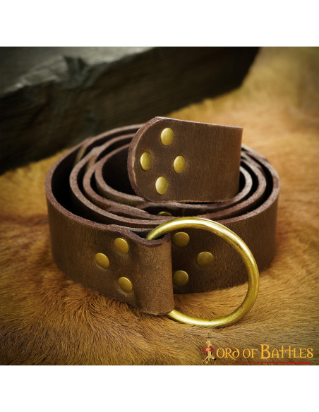 Traditioneller mittelalterlicher... Traditioneller mittelalterlicher...