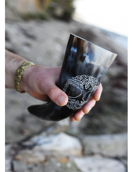 Vikingehorn, livets træ Yggdrasil med...