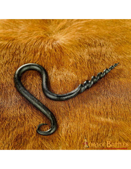 Sacacorchos medieval forjado a mano...