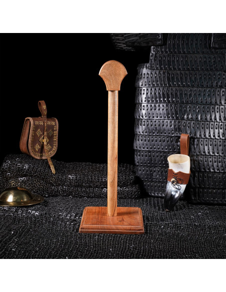 Soporte en madera para colgar cascos...