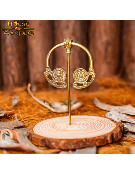Celtic og Viking fibula i messing...