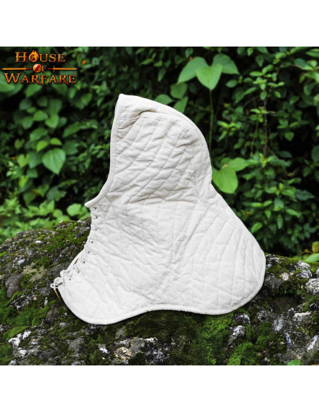 Wattierte Mütze mit Ringkragen in Ecru