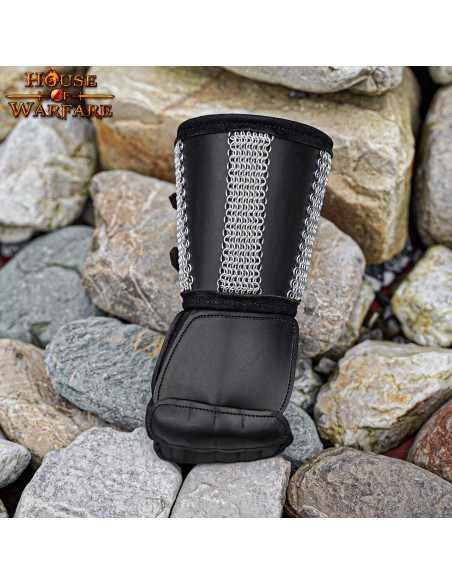 Fantasy-Handschuh aus Kettenhemd und...