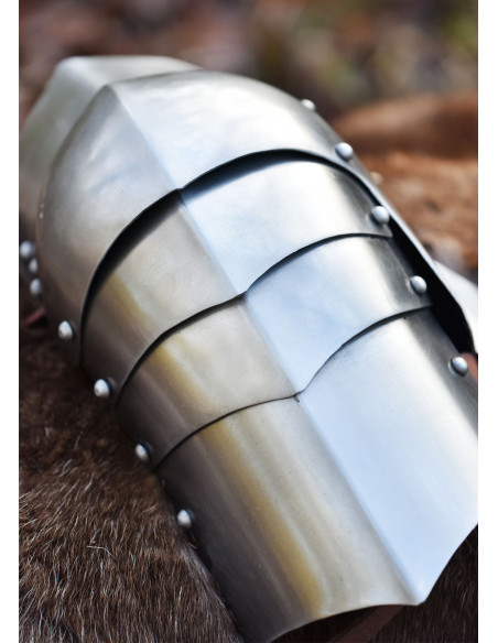 Paar mittelalterliche Knieschützer...