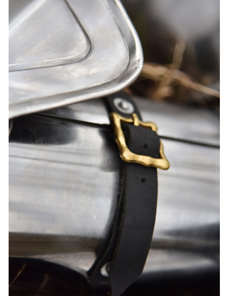 Middeleeuws pantserarm en stalen...