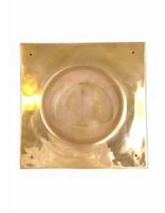 Umbo para escudos romanos en latón (22x22 cm.)