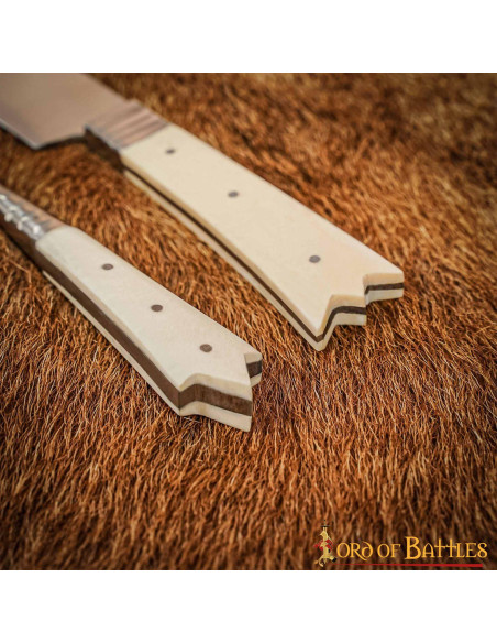 Kniv og gaffel, middelalderborgadel