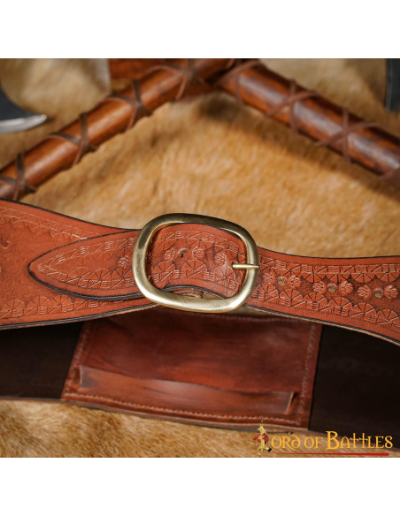 Middeleeuwse krijgersriem van leer...