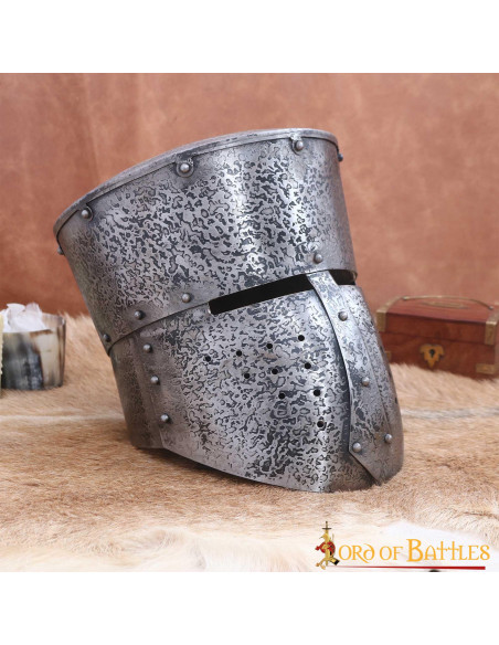 Helm der Kreuzfahrer aus Stahl...