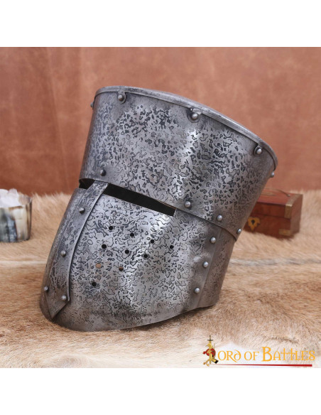 Helm der Kreuzfahrer aus Stahl...