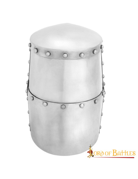 Kreuzfahrerhelm mit Messingkreuz