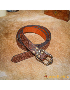 Cinturón Renacentista en piel marrón repujada