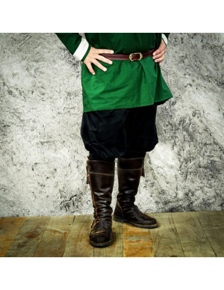 Cinturón medieval verde diseño repujado