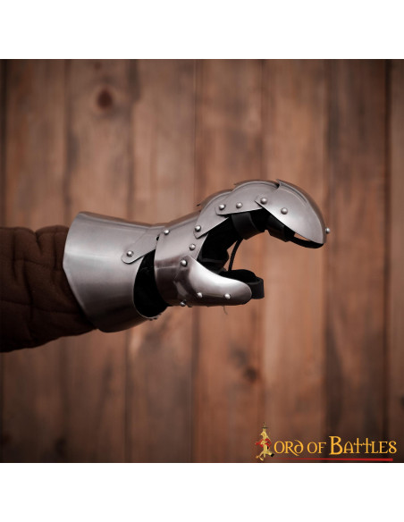 Tournament Mitt-Style Gauntlets - 16G