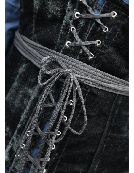 Stort middelalderkorset i sort fløjl