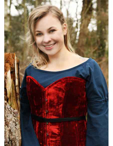 Middelalderkorset over buste i rødt...