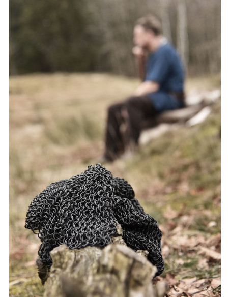 sort bøddel ringbrynje firkantet åbning