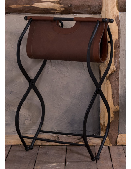 Taburete plegable romano y medieval...