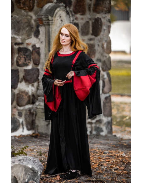 Mittelalterkleid Isolde, mit Kapuze Mittelalterkleid Isolde, mit Kapuze