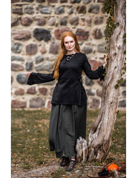 Blusa medieval Lea Negra con capucha