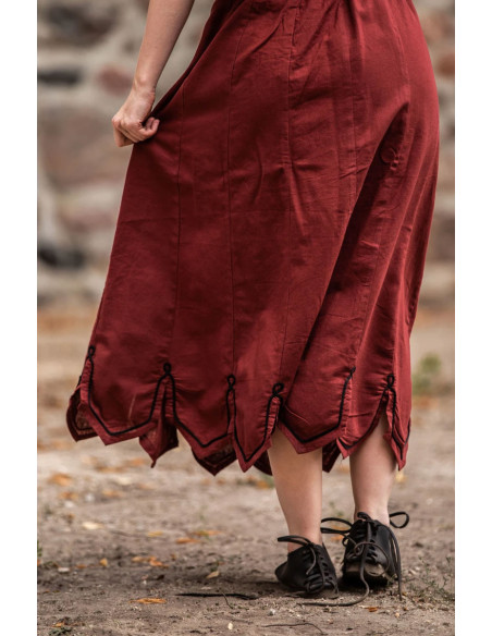 Middeleeuwse rok met borduursel model...