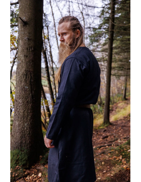 Open viking tuniek in wol model...