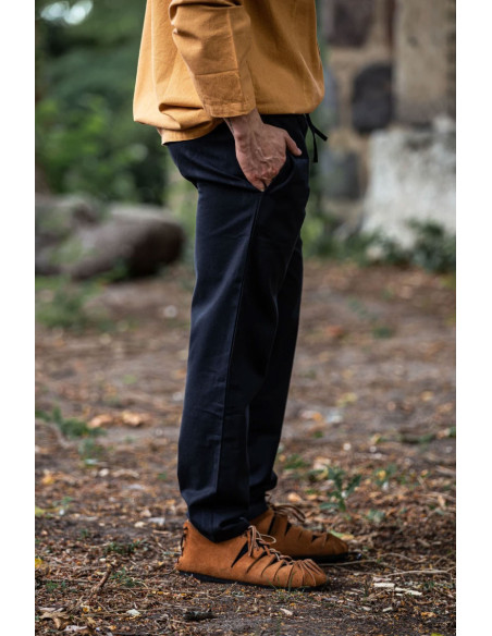 Lave romerske sandaler i brunt ruskind