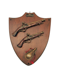 Panoply med 2 flintlåspistoler, krudtkasse med bord...