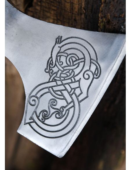 Norsk støbt ståløkse med graveringer...