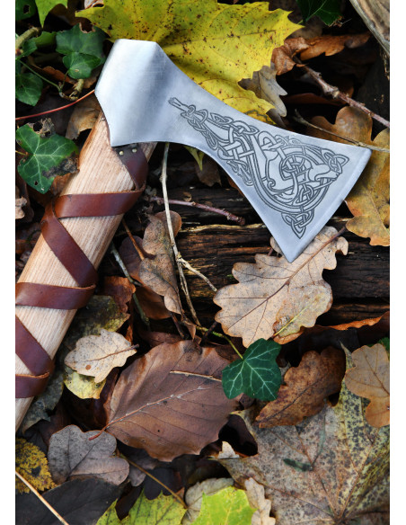 Norwegische Stahlgussaxt mit Gravuren...