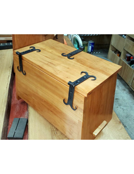 Sæt 2 middelalderlige hængsler med...