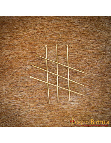 Set mit 6 mittelalterlichen Nadeln aus massivem Messing (5,9 cm.)