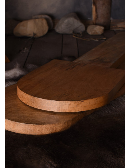 Silla medieval de madera en forma de...