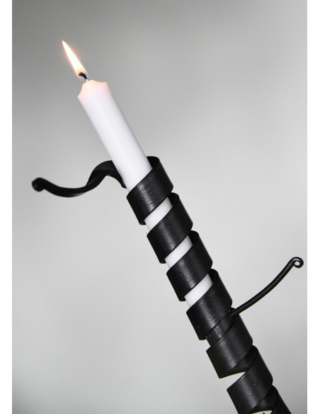 Candelabro medieval trenzado...