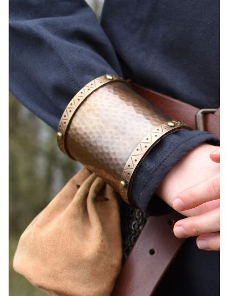 Brazalete celta de latón (9,5 cm)