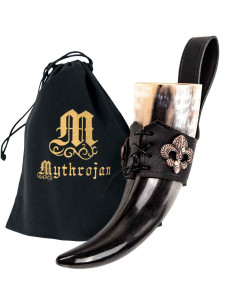 Mittelalterlicher Ritter des Königreichs Horn mit Wedel...