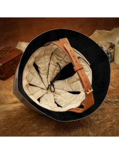 Middeleeuwse helm, type theepot, oude...