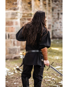 Camisa medieval modelo Ulrich, color negro 2