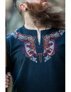 Snorri Viking tuniek met handborduurwerk in Urnes stijl,...