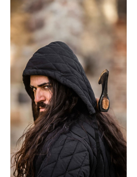 Gepolsterter mittelalterlicher Umhang...