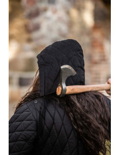 Capelina medieval acolchada modelo Eckwin, negra 2